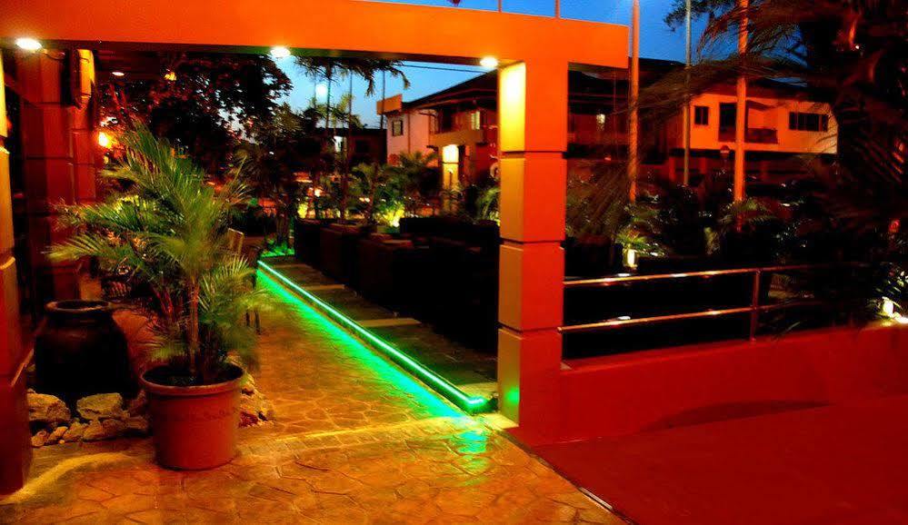 Hotel Elegance Nv Paramaribo Extérieur photo